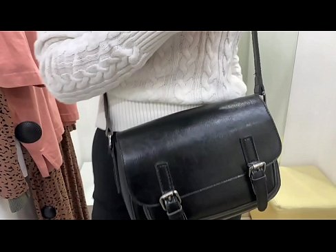 ❤️ Masturbazione publica di a ghjovana cagna FeralBerry cù un dildo in a sala di prove ❤ Super sex à co.bladesoul.top